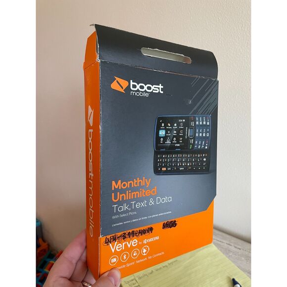 Briefly Used Verve by Kyocera Cell Phone - Picture 1 of 8